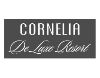 Cornelia De Luxe